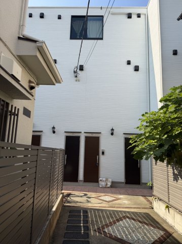 建物外観　外観も気になるポイントですね。落ち着いています。