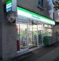コンビニ　ファミリーマート　西早稲田店（コンビニ）まで99m