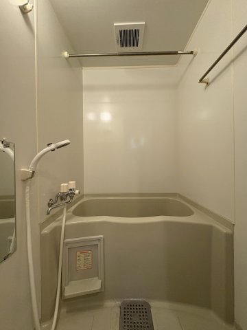 南海泉北線 深井駅 徒歩2分 9階建 築23年の風呂写真