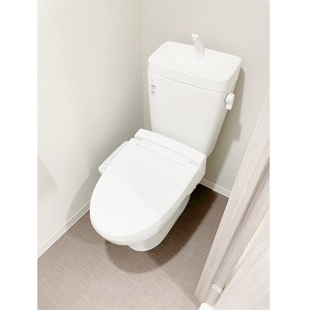 トイレ　落ち着いたトイレです