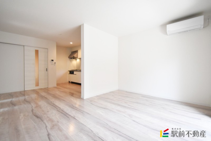 Live Flatの居間写真