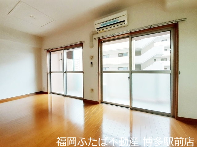 オーレオールの居間写真
