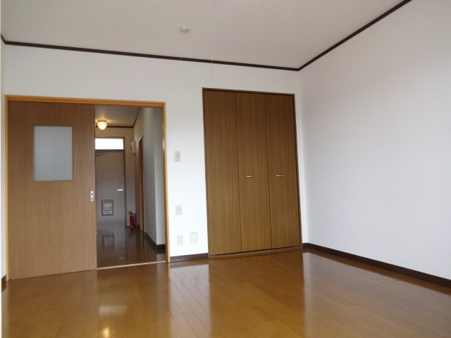 ハイツ花岡の内装写真