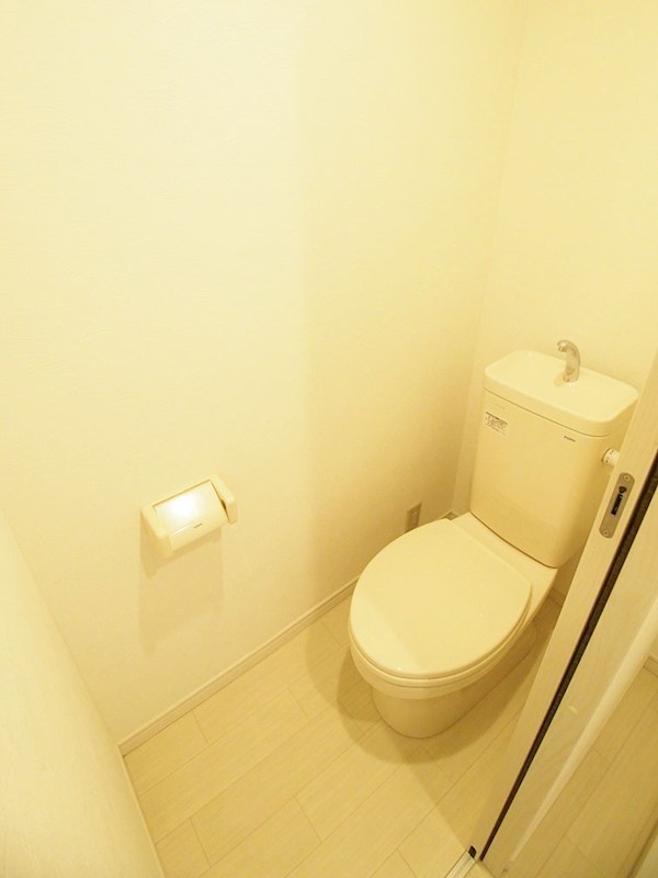 エルドラド文のトイレ写真