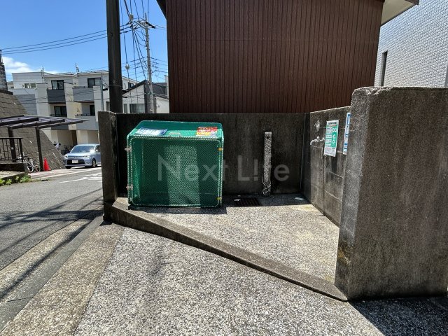 エム-ステージ・1の外観写真