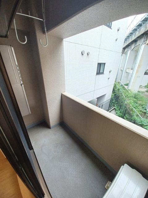ＪＲ山手線 日暮里駅 徒歩8分 4階建 築18年の内装写真
