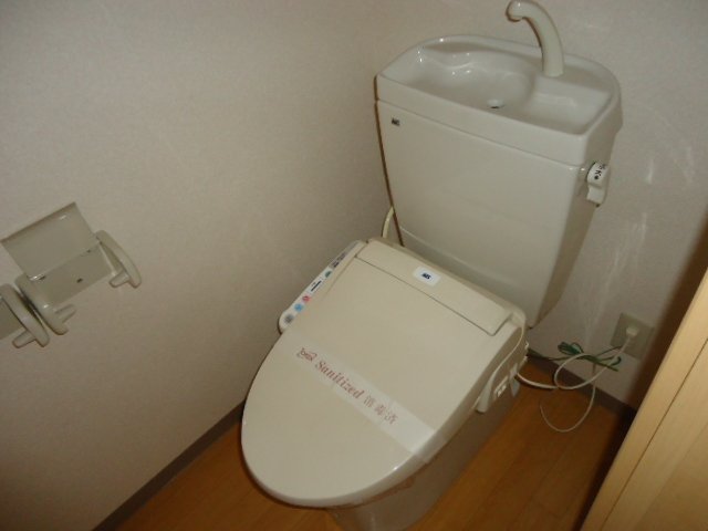 トイレ　シャワー付トイレ