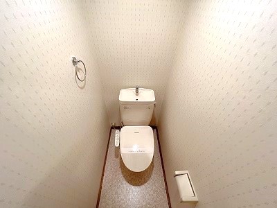 ウィステリアのトイレ写真