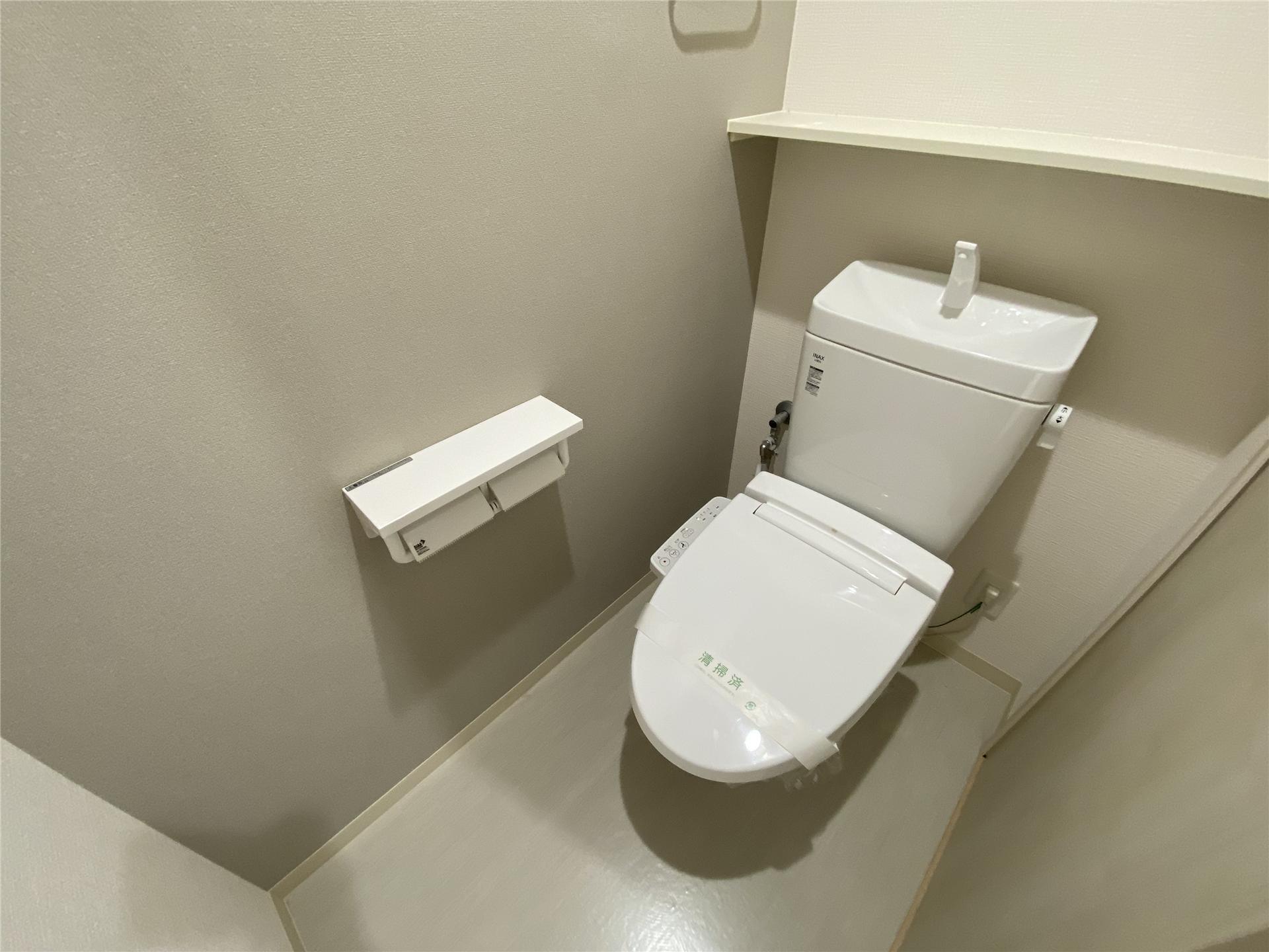 ユーバーストラーセのトイレ写真