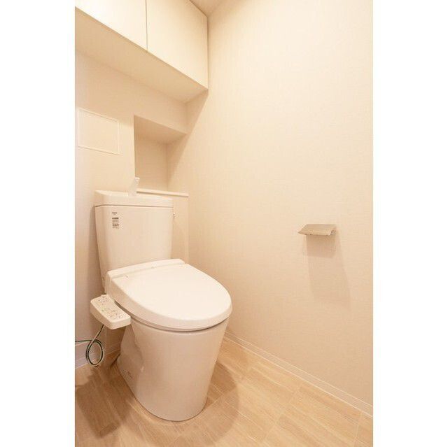 コンフォリア東新宿のトイレ写真
