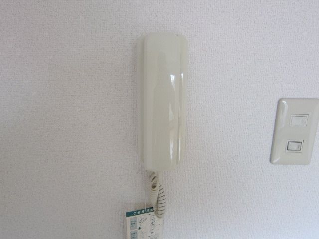 セキュリティ　★インターフォン付きです★