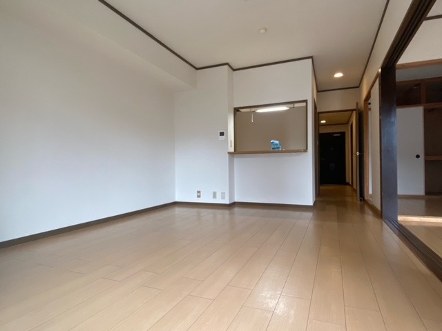 ヴィルヌーブ箕面の居間写真