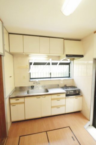 志茂五丁目戸建のキッチン写真