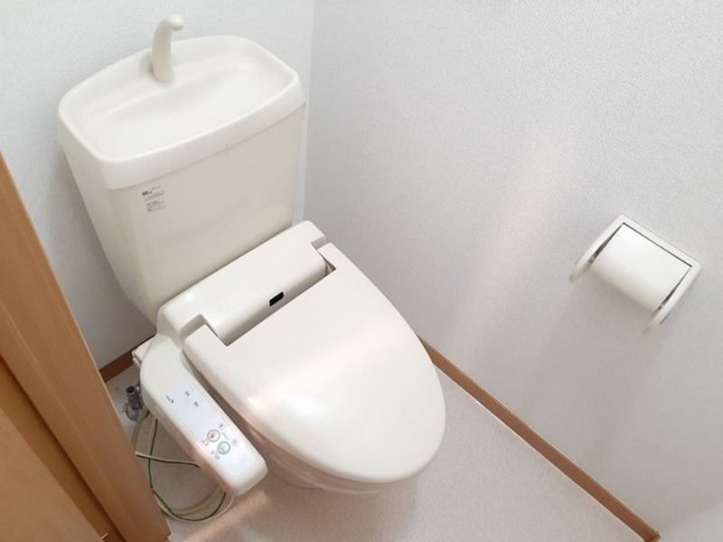 トイレ　図面と現状に相違がある場合には現状を優先