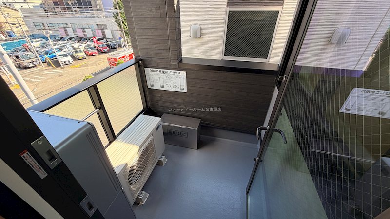 バルコニー