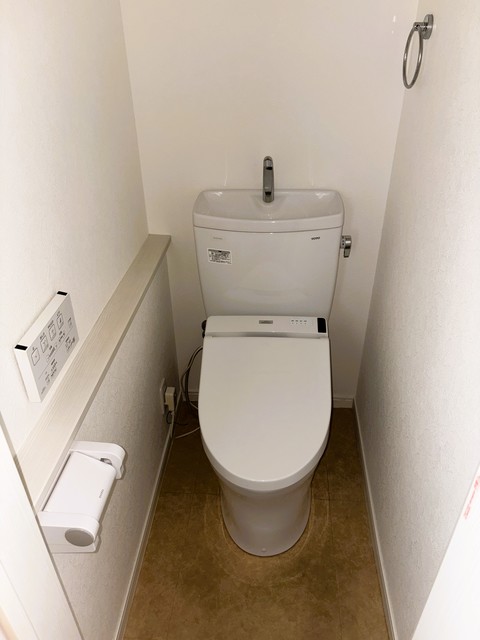 二葉町3丁目マンションのトイレ写真