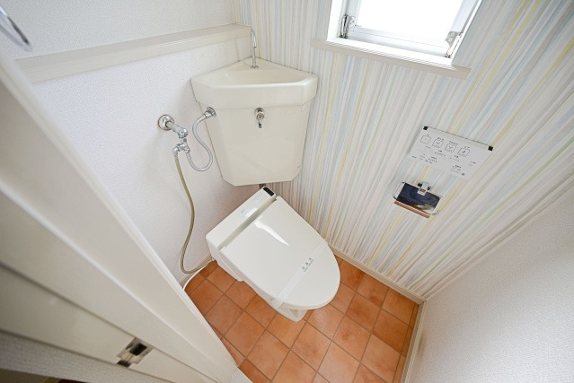 森元コーポ B棟のトイレ写真
