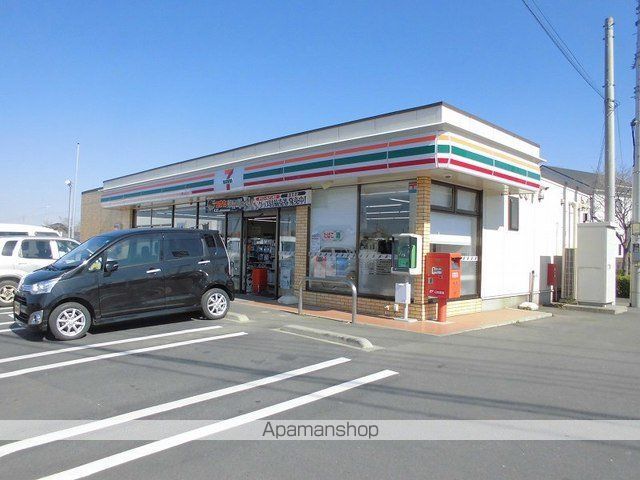 コンビニ　セブンイレブン石下大房店（コンビニ）まで1100m