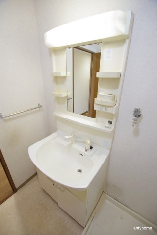 阪急千里線 柴島駅 徒歩4分 4階建 築28年の内装写真