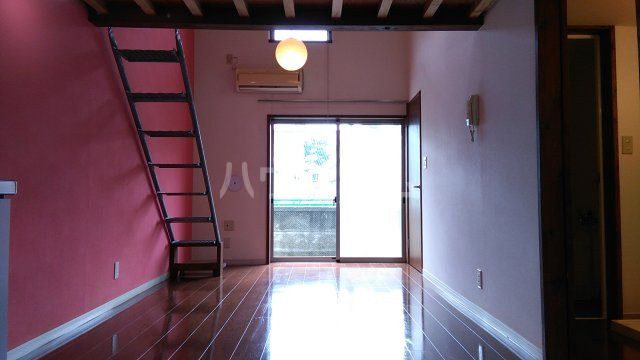 ライムハウスの居間写真