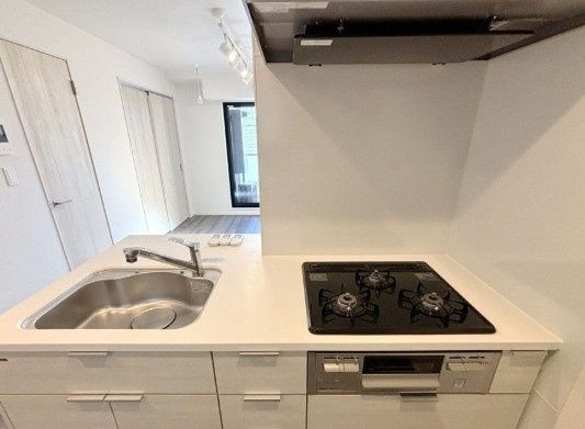 キッチン　写真は同タイプ住居です