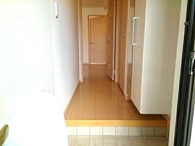 玄関　きれいな玄関です