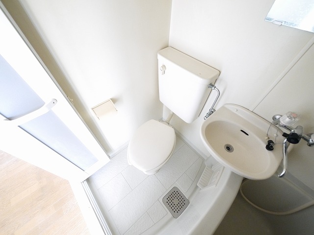 トイレ　シンプルで使いやすいトイレです