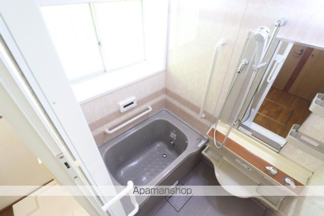 倉敷ハイツA様戸建の風呂写真