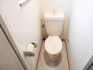 ＪＲ鹿児島本線 竹下駅 徒歩5分 2階建 築27年のトイレ写真