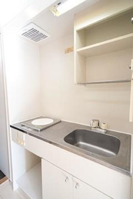 キッチン　※写真は同タイプ住戸です。