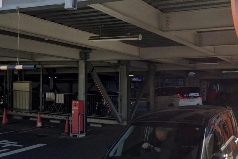 コンビニ　ローソン 港砂美町店（コンビニ）まで404m