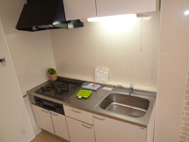 キッチン　システムキッチン完備しております