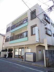 福岡市中央区谷のマンションの建物外観