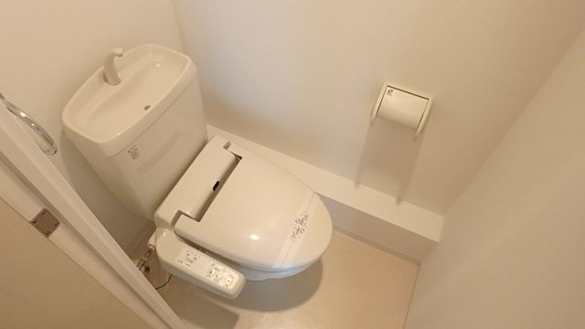 【ジュネーゼグラン福島Nodaのトイレ】