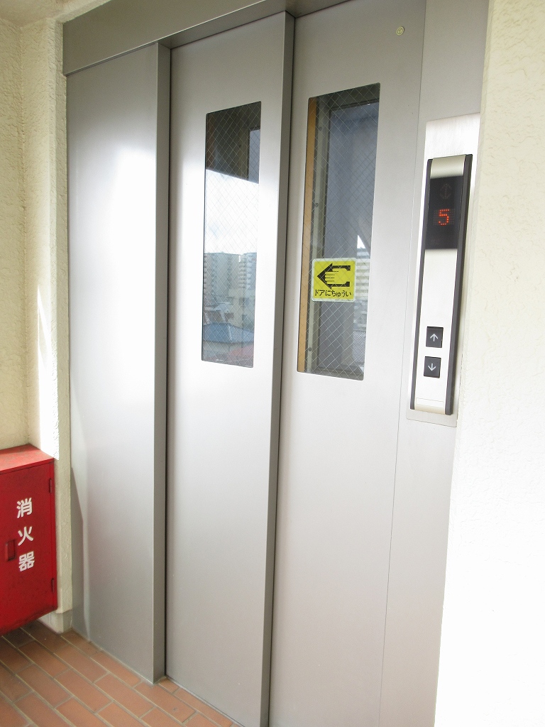 ダイカンプラザの外観写真