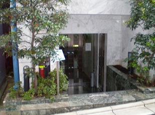 ＪＲ山手線 渋谷駅 徒歩7分 9階建 築28年の外観写真