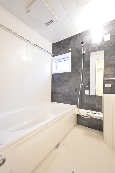 バス・シャワールーム　１坪風呂