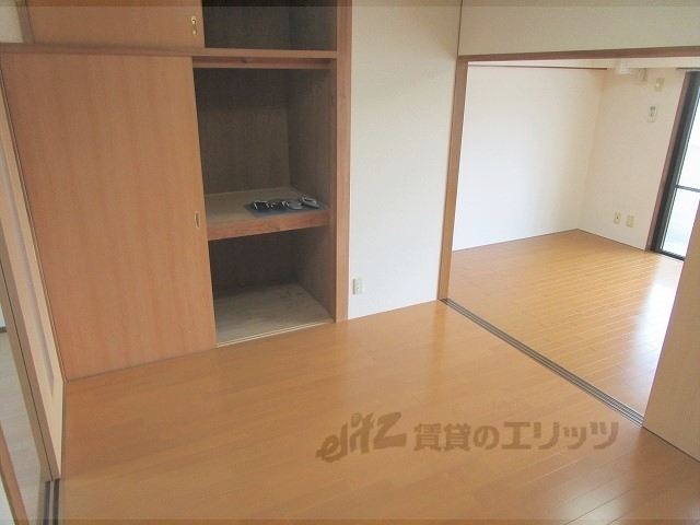 居室・リビング　洋室