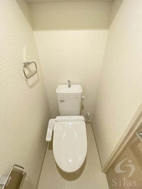 【大阪市港区市岡元町のマンションのトイレ】