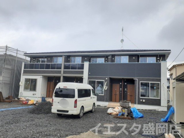 遠野市東舘町築3年の建物外観