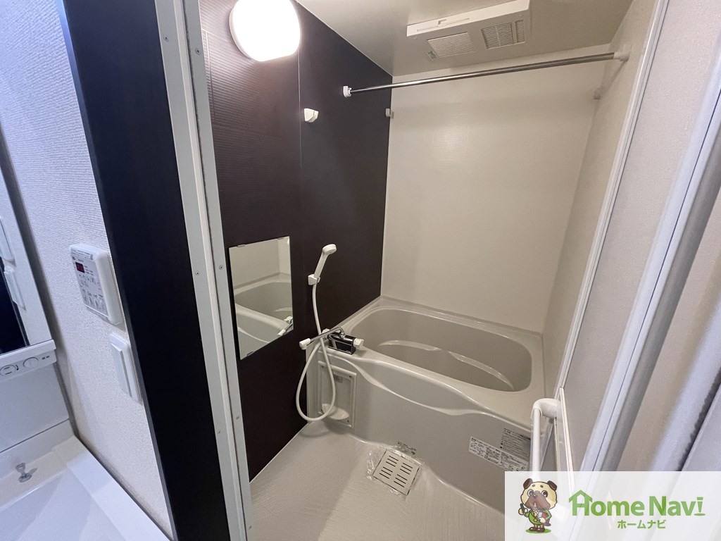 バス・シャワールーム　浴室乾燥機付きのお風呂