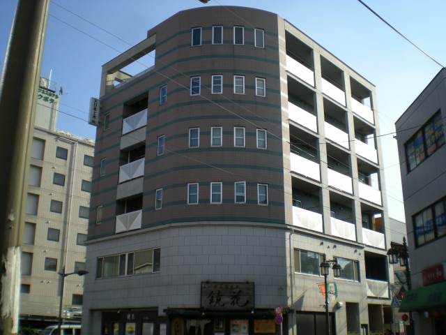 West Villageの建物外観