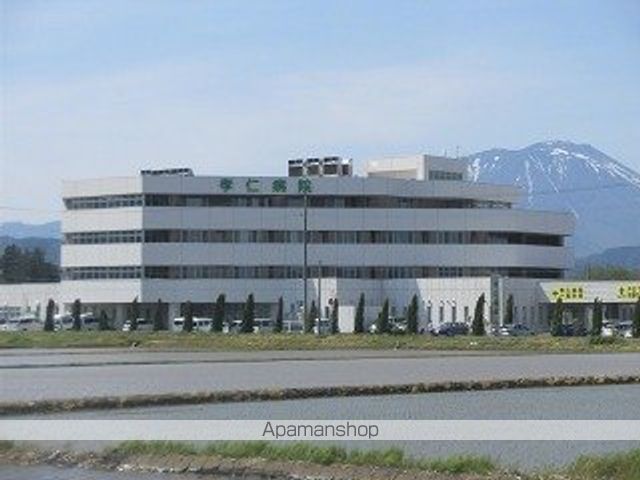 病院　孝仁病院（病院）まで744m