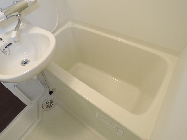 バス・シャワールーム　お風呂です。