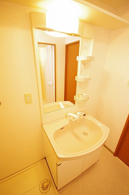 洗面設備　洗面脱衣所/シャワー付き洗面台