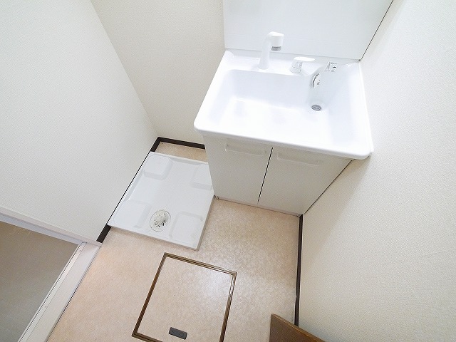 洗面設備　使いやすい洗面所です