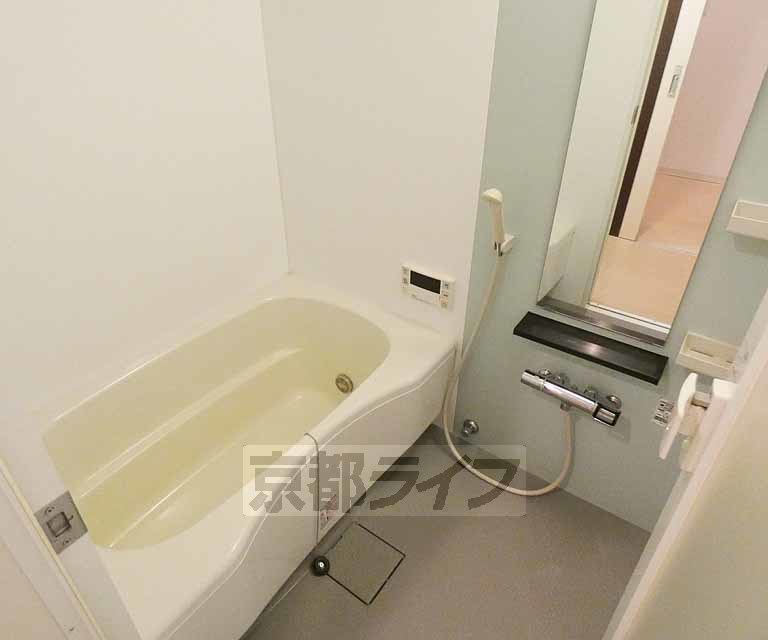 バス・シャワールーム　４０１