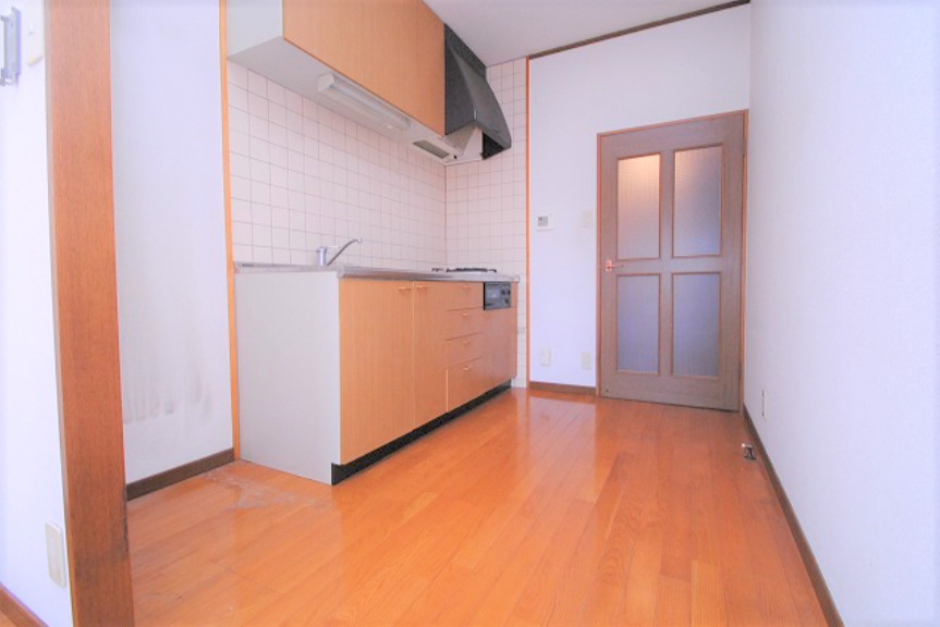 居室・リビング　こちらの居間で趣味の時間をお楽しみください