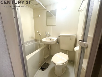 バス・シャワールーム　シンプルで機能的なユニットバスです！