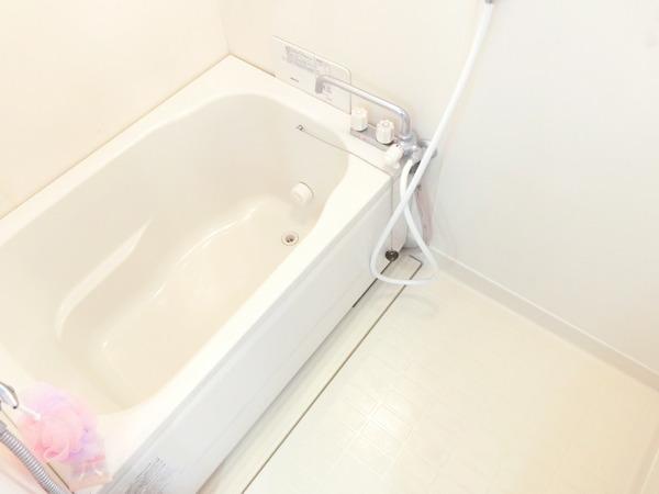 バス・シャワールーム　綺麗です♪